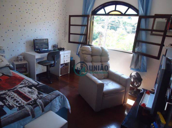 Imagem Casa com 4 Quartos à Venda, 181 m² em São Francisco - Niterói Imagem Casa com 4 Quartos à Venda, 181 m² em São Francisco - Niterói