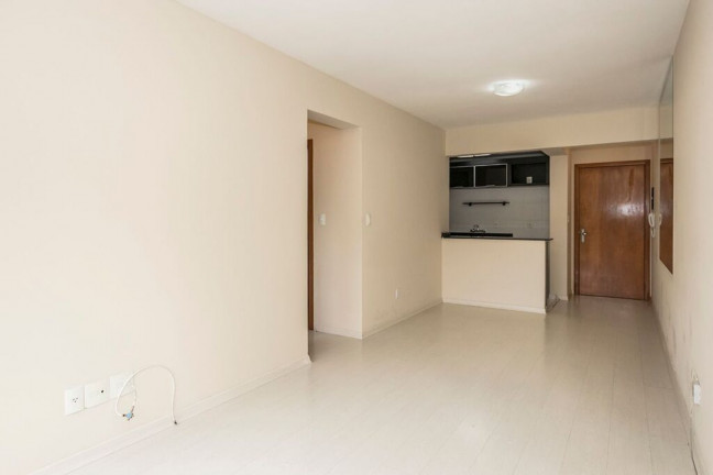 Imagem Imóvel com 2 Quartos à Venda, 89 m² em Cavalhada - Porto Alegre