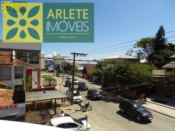 Imagem Apartamento com 2 Quartos para Alugar ou Temporada, 50 m² em Centro - Bombinhas