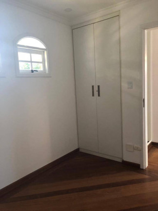 Imagem Casa de Condomínio com 3 Quartos para Alugar, 250 m² em Jardim Lambreta - Cotia Imagem Casa de Condomínio com 3 Quartos para Alugar, 250 m² em Jardim Lambreta - Cotia