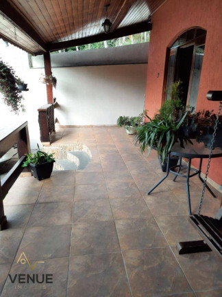 Imagem Casa com 3 Quartos à Venda, 186 m² em Caputera - Arujá Imagem Casa com 3 Quartos à Venda, 186 m² em Caputera - Arujá