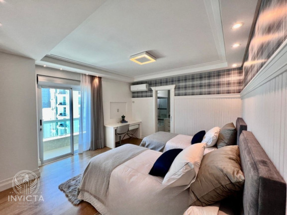 Imagem Apartamento com 4 Quartos à Venda, 700 m² em Centro - Balneário Camboriú Imagem Apartamento com 4 Quartos à Venda, 700 m² em Centro - Balneário Camboriú