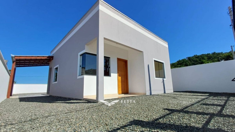 Casa com 3 Quartos à Venda, 73 m² em Itajuba - Barra Velha