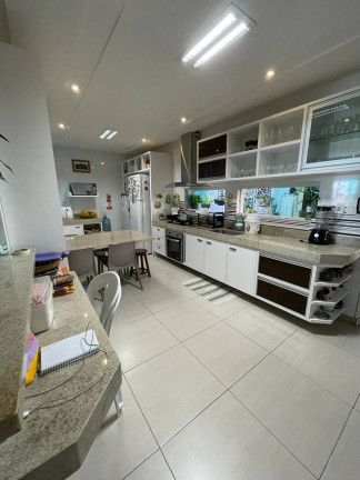 Imagem Casa com 3 Quartos à Venda, 300 m² em Jabotiana - Aracaju Imagem Casa com 3 Quartos à Venda, 300 m² em Jabotiana - Aracaju