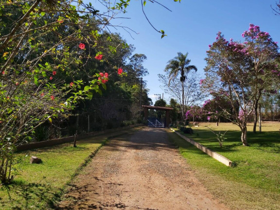 Imagem Chácara com 6 Quartos à Venda, 30 m² em Araras Pereiras - Bragança Paulista Imagem Chácara com 6 Quartos à Venda, 30 m² em Araras Pereiras - Bragança Paulista