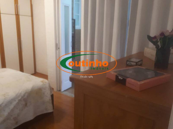 Imagem Casa com 3 Quartos à Venda, 170 m² em Maracanã - Rio De Janeiro Imagem Casa com 3 Quartos à Venda, 170 m² em Maracanã - Rio De Janeiro