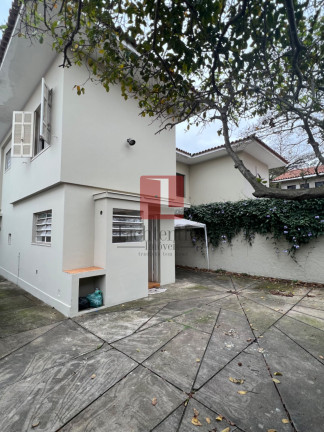 Imagem Casa com 3 Quartos para Alugar, 240 m² em Moema - São Paulo Imagem Casa com 3 Quartos para Alugar, 240 m² em Moema - São Paulo