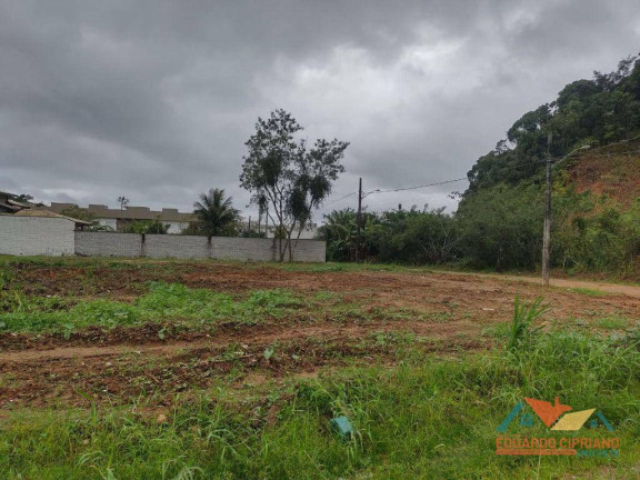 Terreno à Venda, 850 m² em Massaguaçu - Caraguatatuba