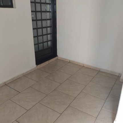 Imagem Casa com 3 Quartos para Alugar, 300 m² em Centauro - Arapongas Imagem Casa com 3 Quartos para Alugar, 300 m² em Centauro - Arapongas