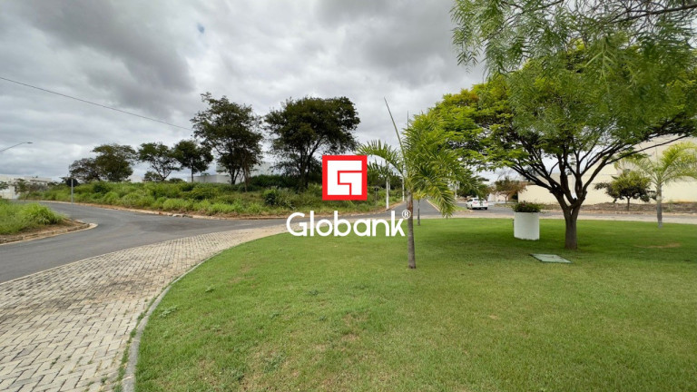 Imagem Terreno à Venda, 425 m² em Jaraguá I - Montes Claros Imagem Terreno à Venda, 425 m² em Jaraguá I - Montes Claros