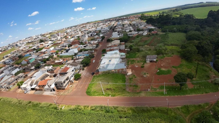 Casa à Venda, 250 m² em Florais Do Parana - Cascavel
