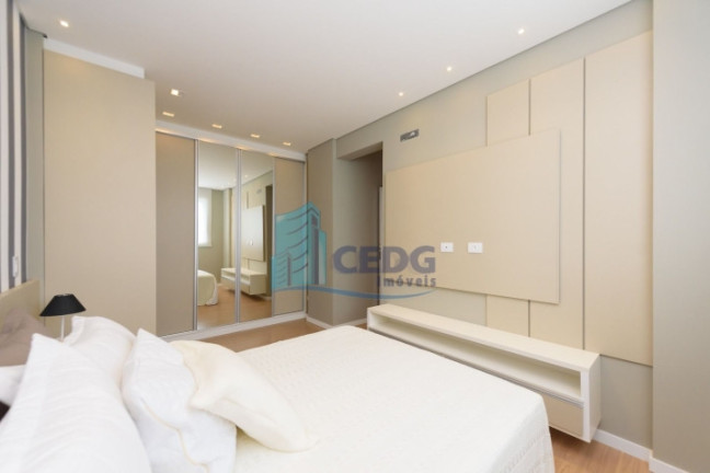 Imagem Apartamento com 3 Quartos à Venda, 77 m² em Mercês - Curitiba