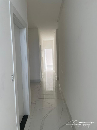 Imagem Casa com 4 Quartos à Venda, 235 m² em Residencial Goiânia Golfe Clube - Goiânia
