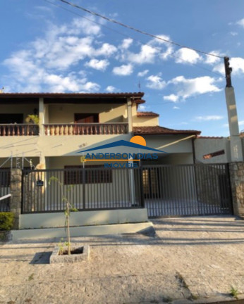 Casa com 2 Quartos para Alugar, 400 m² em Aruan - Caraguatatuba