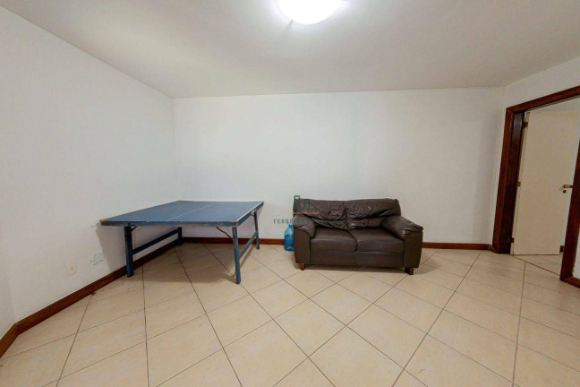 Imagem Casa com 6 Quartos à Venda, 780 m² em Piratininga - Niterói Imagem Casa com 6 Quartos à Venda, 780 m² em Piratininga - Niterói