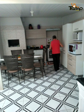Imagem Casa com 3 Quartos à Venda, 270 m² em Nova Esperança - Balneário Camboriú