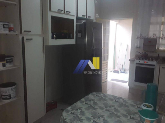 Imagem Casa com 4 Quartos à Venda, 170 m² em Jardim Aureliano - Pouso Alegre Imagem Casa com 4 Quartos à Venda, 170 m² em Jardim Aureliano - Pouso Alegre
