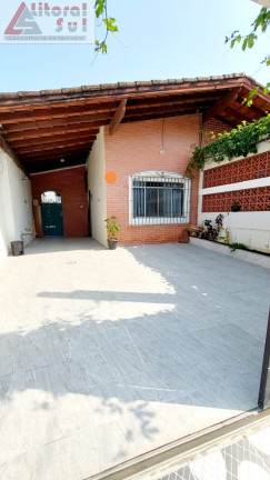 Imagem Casa com 3 Quartos à Venda, 130 m² em Maracanã - Praia Grande Imagem Casa com 3 Quartos à Venda, 130 m² em Maracanã - Praia Grande