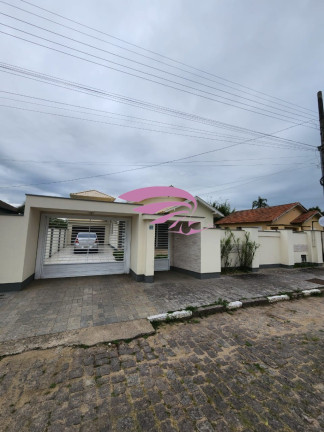 Casa com 3 Quartos à Venda, 150 m² em Centro - Capivari De Baixo