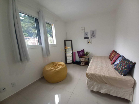 Imagem Apartamento com 2 Quartos à Venda, 51 m² em Pimenteiras - Teresópolis