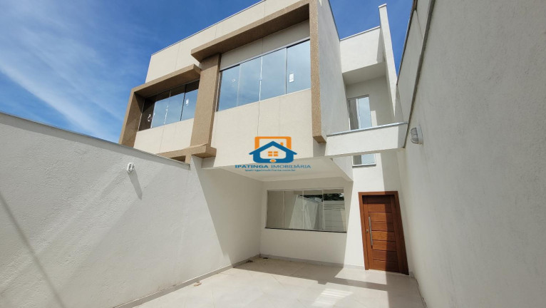 Casa com 3 Quartos à Venda, 138 m² em Residencial Bethânia - Santana Do Paraíso