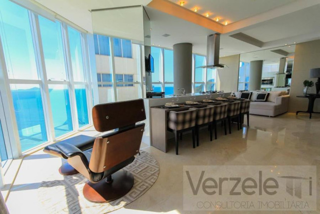 Imagem Apartamento com 4 Quartos à Venda, 330 m² em Centro - Balneário Camboriú