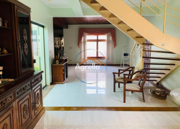 Imagem Casa com 3 Quartos à Venda, 300 m² em Jardim Brasília - Mogi Mirim Imagem Casa com 3 Quartos à Venda, 300 m² em Jardim Brasília - Mogi Mirim