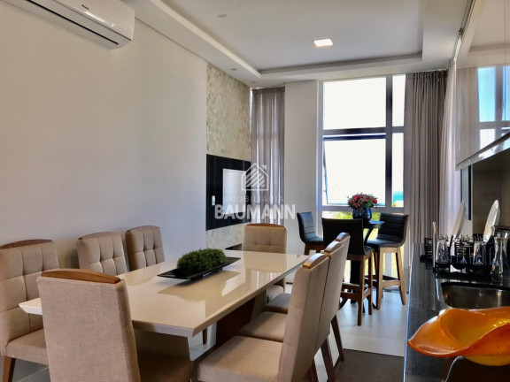 Imagem Cobertura com 3 Quartos para Alugar ou Temporada, 220 m² em Mariscal - Bombinhas Imagem Cobertura com 3 Quartos para Alugar ou Temporada, 220 m² em Mariscal - Bombinhas