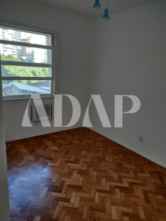 Imagem Imóvel com 3 Quartos à Venda, 130 m² em Flamengo - Rio De Janeiro Imagem Imóvel com 3 Quartos à Venda, 130 m² em Flamengo - Rio De Janeiro