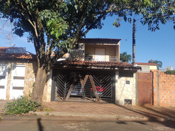 Sobrado com 2 Quartos à Venda,  em Europark - Tatuí