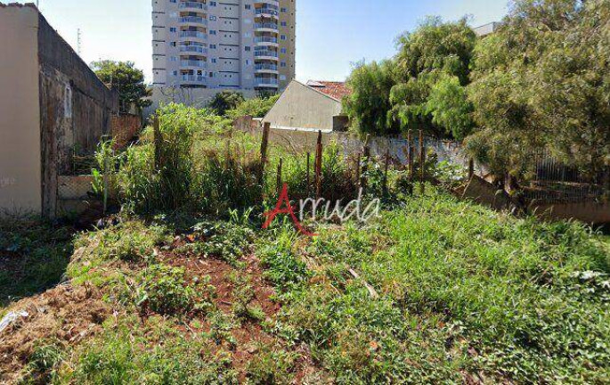 Terreno à Venda, 670 m² em Coqueiral - Cascavel