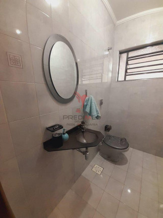 Imagem Sobrado com 4 Quartos para Alugar, 353 m² em Vila Paraíba - Guaratinguetá