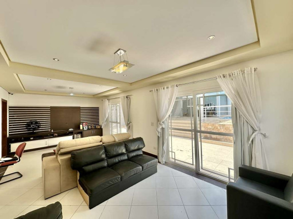 Imagem Casa com 4 Quartos à Venda, 400 m² em Golf Gardens - Carapicuíba Imagem Casa com 4 Quartos à Venda, 400 m² em Golf Gardens - Carapicuíba