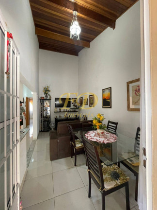 Imagem Casa com 2 Quartos à Venda, 390 m² em Jardim Tercasa - Mairiporã Imagem Casa com 2 Quartos à Venda, 390 m² em Jardim Tercasa - Mairiporã