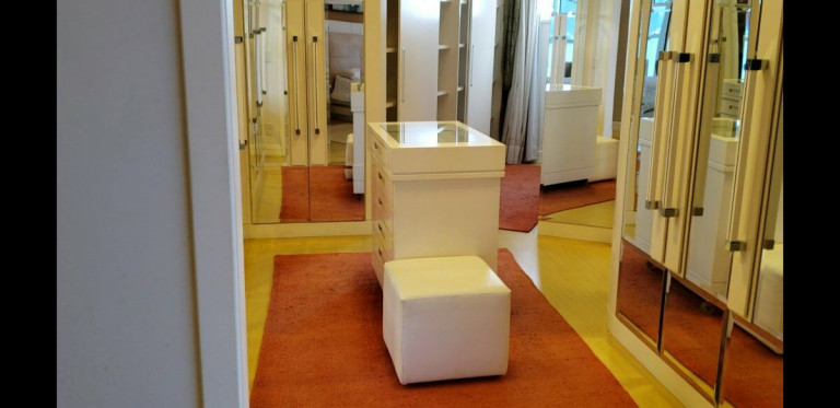 Imagem Cobertura com 4 Quartos à Venda, 654 m² em Centro - Balneário Camboriú