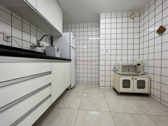 Imagem Apartamento com 2 Quartos à Venda, 73 m² em Itapuã - Vila Velha Imagem Apartamento com 2 Quartos à Venda, 73 m² em Itapuã - Vila Velha