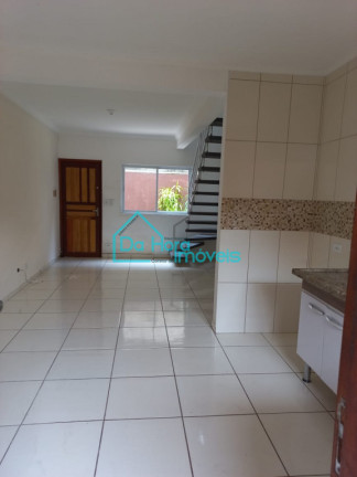 Imagem Casa com 2 Quartos à Venda, 73 m² em Pedreira - Mongaguá