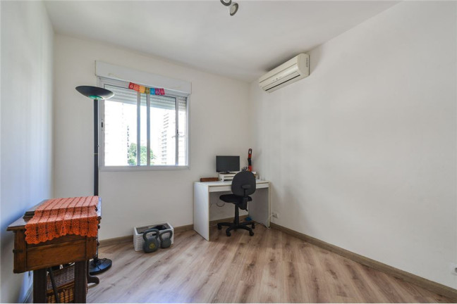 Imagem Imóvel com 3 Quartos à Venda, em Bela Vista - São Paulo Imagem Imóvel com 3 Quartos à Venda, em Bela Vista - São Paulo