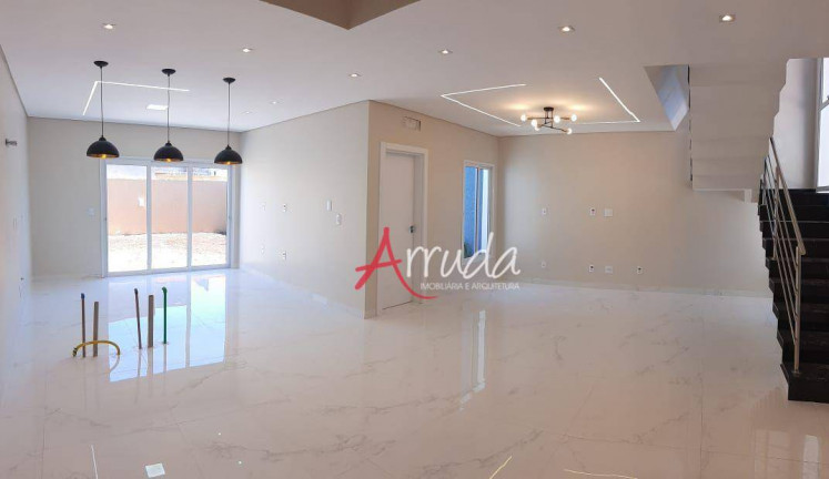 Imagem Sobrado com 3 Quartos à Venda, 138 m² em Tropical Iii - Cascavel