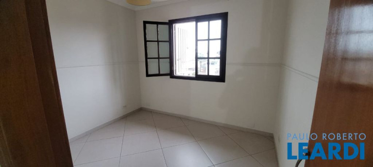 Imagem Sobrado com 6 Quartos à Venda, 308 m² em Vila Tibiriçá - Santo André Imagem Sobrado com 6 Quartos à Venda, 308 m² em Vila Tibiriçá - Santo André
