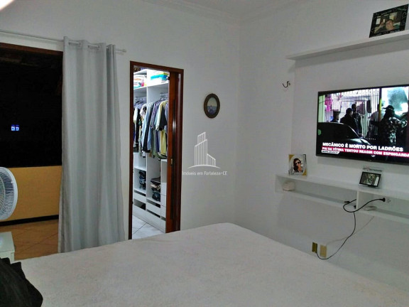 Imagem Casa com 4 Quartos à Venda, 220 m² em Cajazeiras - Fortaleza