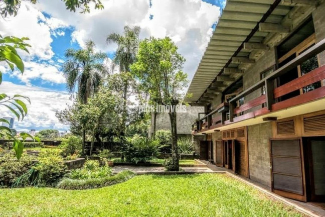 Imagem Casa com 5 Quartos à Venda, 396 m² em Cidade Jardim - São Paulo Imagem Casa com 5 Quartos à Venda, 396 m² em Cidade Jardim - São Paulo