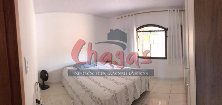 Imagem Sobrado com 4 Quartos à Venda, 264 m² em Centro - Caraguatatuba