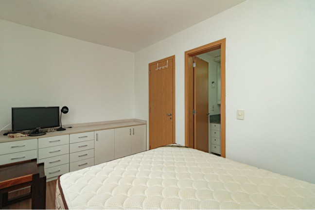 Imagem Imóvel com 3 Quartos à Venda, 68 m² em Jardim Carvalho - Porto Alegre