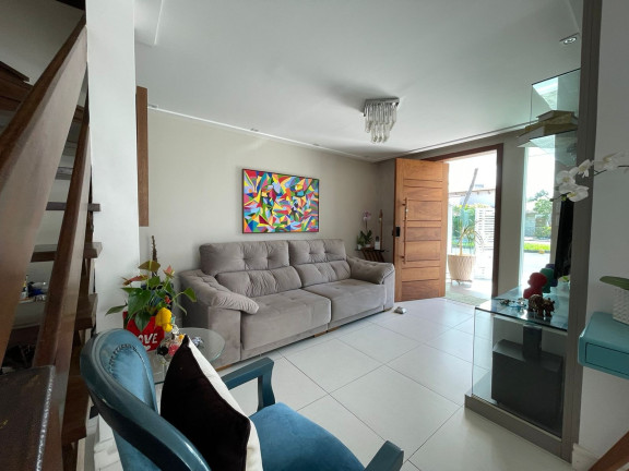 Imagem Casa com 5 Quartos à Venda, em Pitangueiras - Lauro De Freitas Imagem Casa com 5 Quartos à Venda, em Pitangueiras - Lauro De Freitas