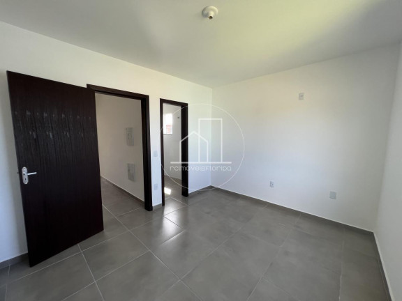 Imagem Casa com 3 Quartos à Venda, 185 m² em São João Do Rio Vermelho - Florianópolis Imagem Casa com 3 Quartos à Venda, 185 m² em São João Do Rio Vermelho - Florianópolis
