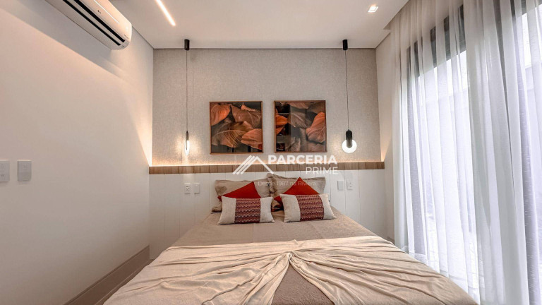 Imagem Casa com 5 Quartos à Venda, 425 m² em Riviera Módulo 5 - Bertioga Imagem Casa com 5 Quartos à Venda, 425 m² em Riviera Módulo 5 - Bertioga