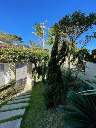 Imagem Casa com 3 Quartos à Venda, 284 m² em Agronômica - Florianópolis