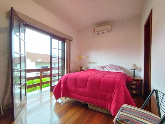 Imagem Casa com 6 Quartos à Venda, 212 m² em Alto - Teresópolis Imagem Casa com 6 Quartos à Venda, 212 m² em Alto - Teresópolis