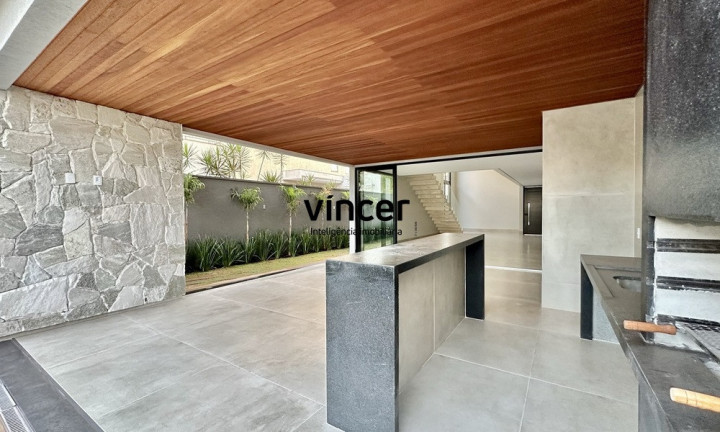 Imagem Casa com 4 Quartos à Venda, 376 m² em Jardins Verona - Goiânia